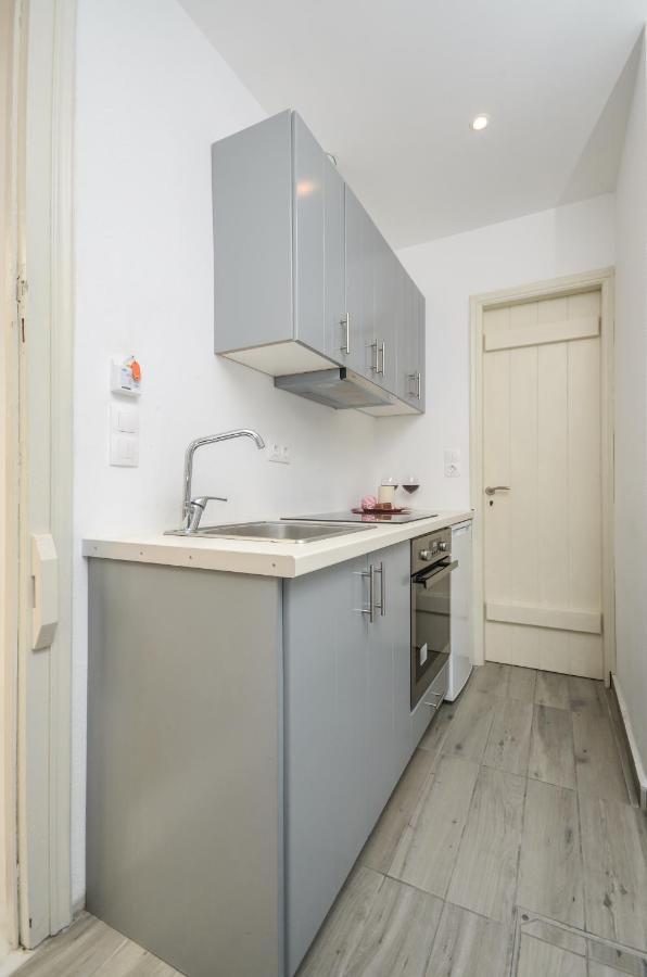 Depis suites&apartments Agia Anna  Buitenkant foto