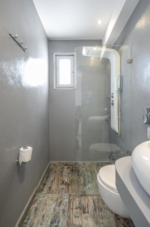 Depis suites&apartments Agia Anna  Buitenkant foto