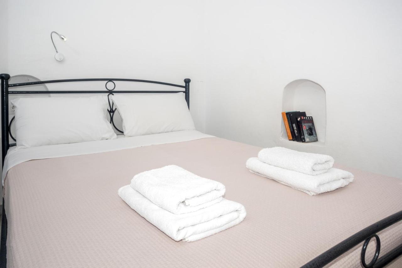 Depis suites&apartments Agia Anna  Buitenkant foto
