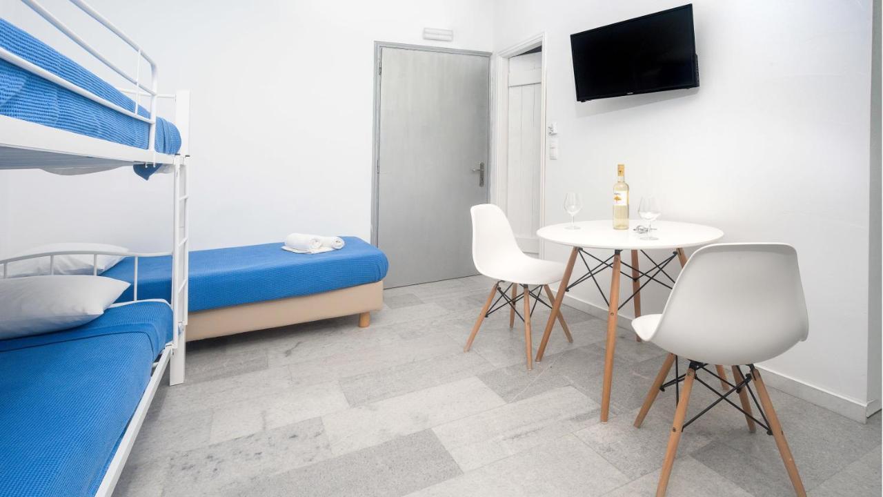 Depis suites&apartments Agia Anna  Buitenkant foto